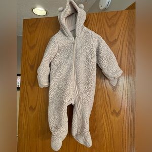 Gap 6-12 month Shearling Bunting